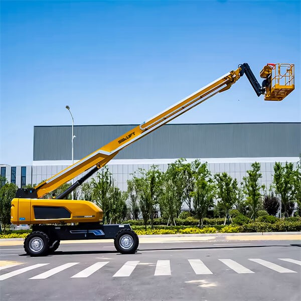 Самоходни телескопични повдигачи